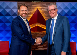 Joby Founder and CEO JoeBen Bevirt and Delta CEO Ed Bastian at Delta's Headquarters in Atlanta, GA