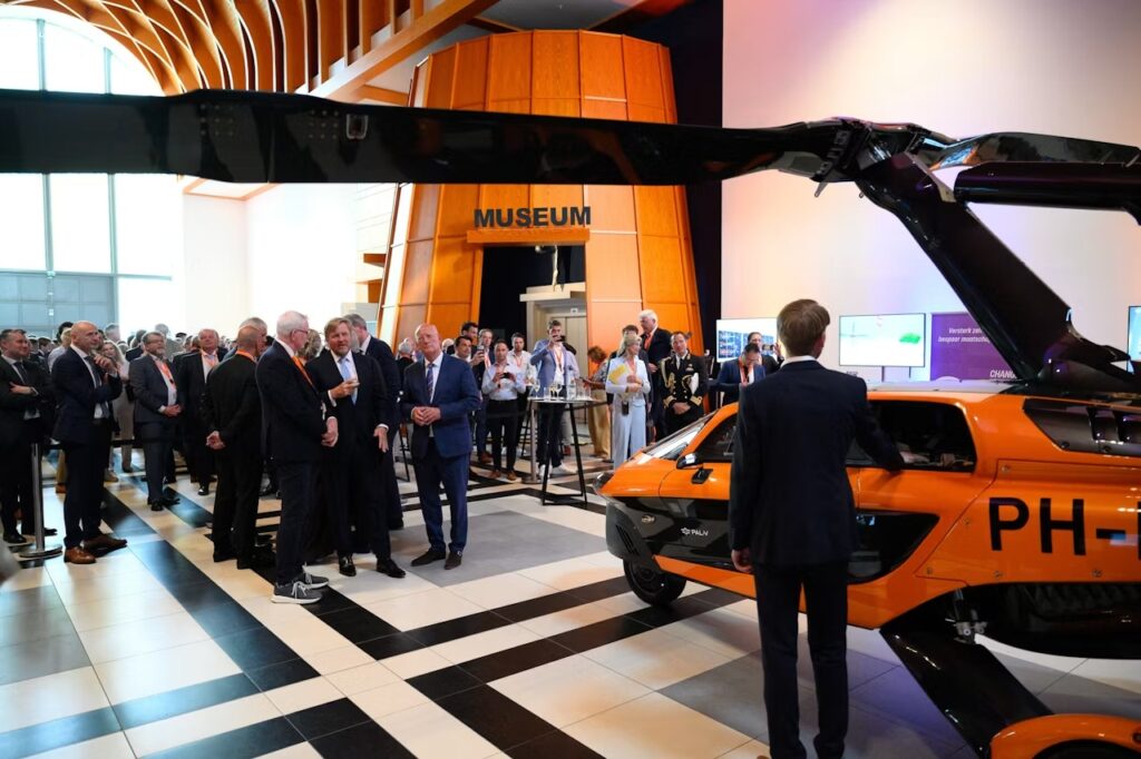 Dutch King Visits PAL-V During FME Innovation Event